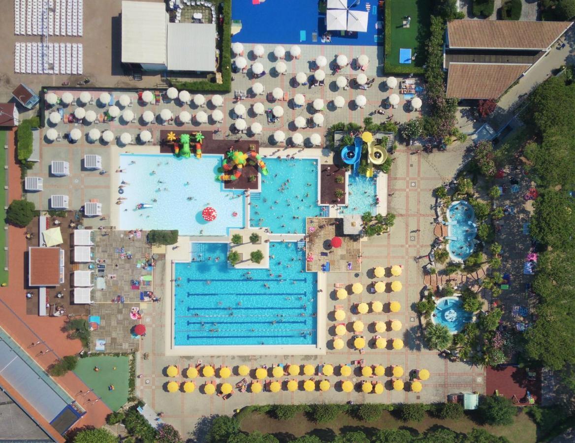 Small Camp Portofelice Эраклея-Маре Экстерьер фото